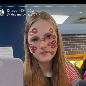 Meet your Posher, Natalie